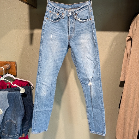 Levi's 501 - Picture 2 of 3